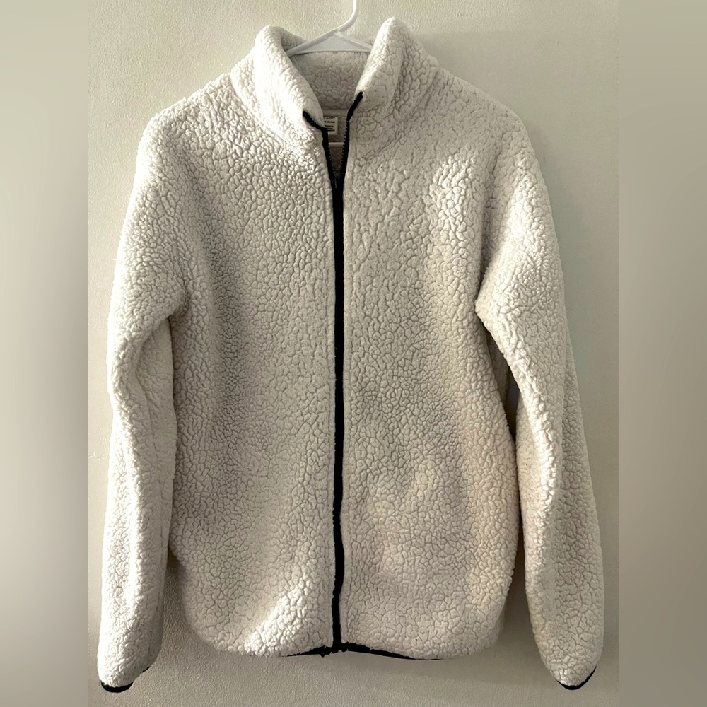 Pink by Victoria secret full zippered Sherpa sweater size XS